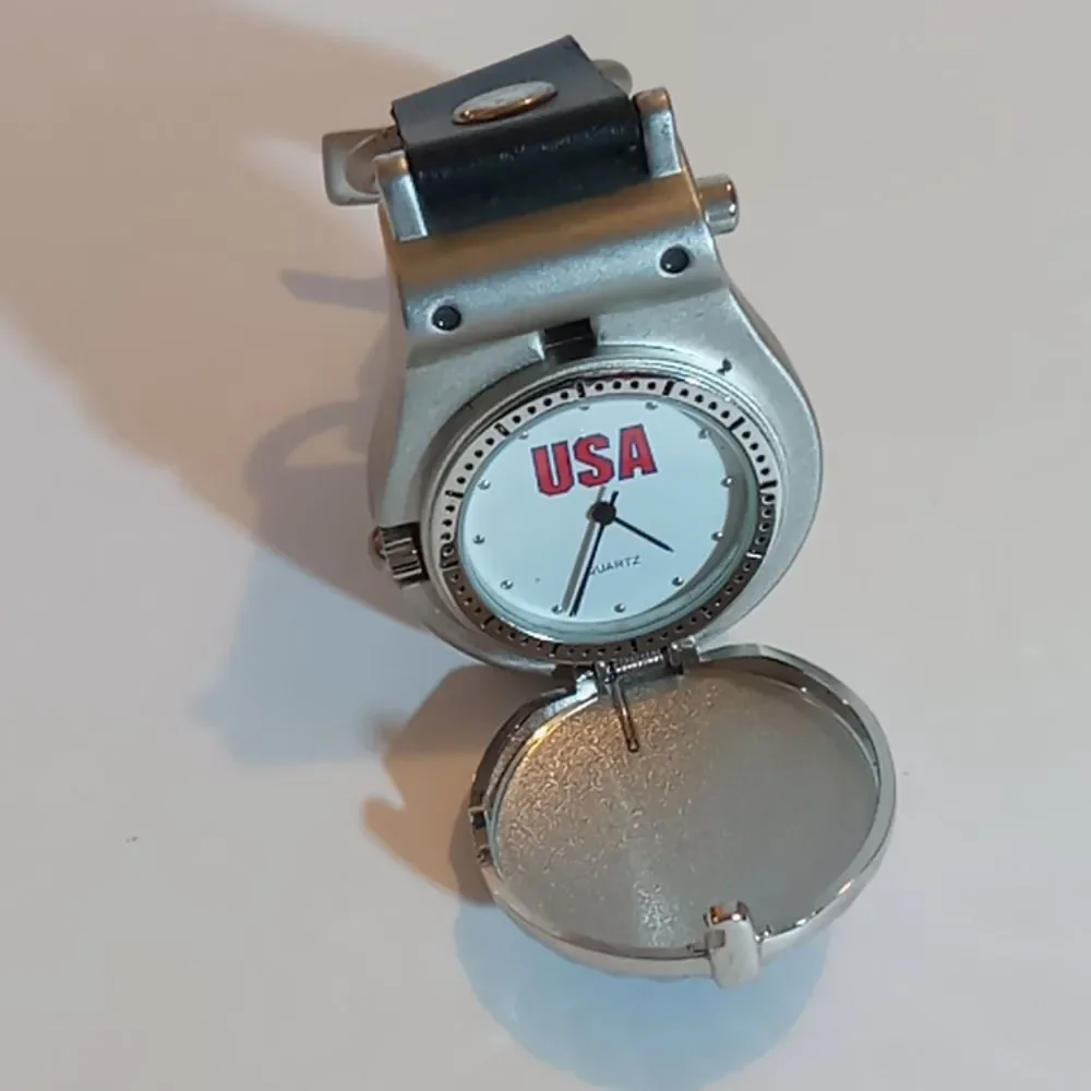 Patriotic clip on pocket watch